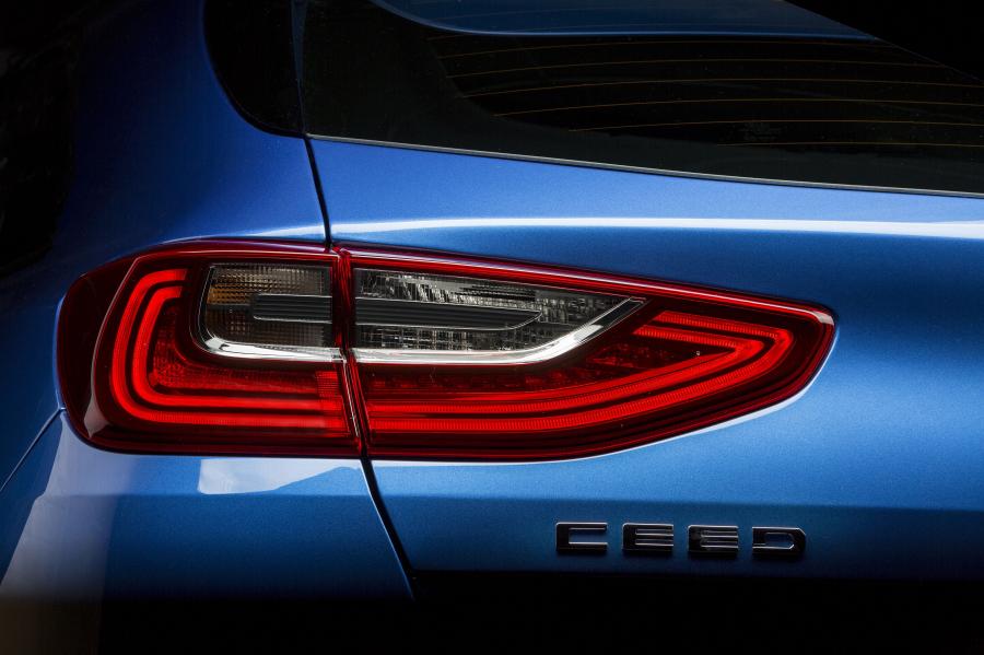 Детали экстерьера Kia Ceed 2018 года  (WW) (фото 17 из 40)